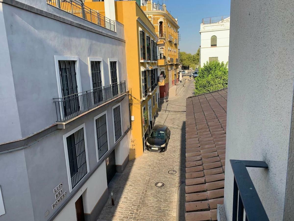 Luz Y Tranquilidad En El Casco Historico - Parking Gratis Apartman Sevilla Kültér fotó