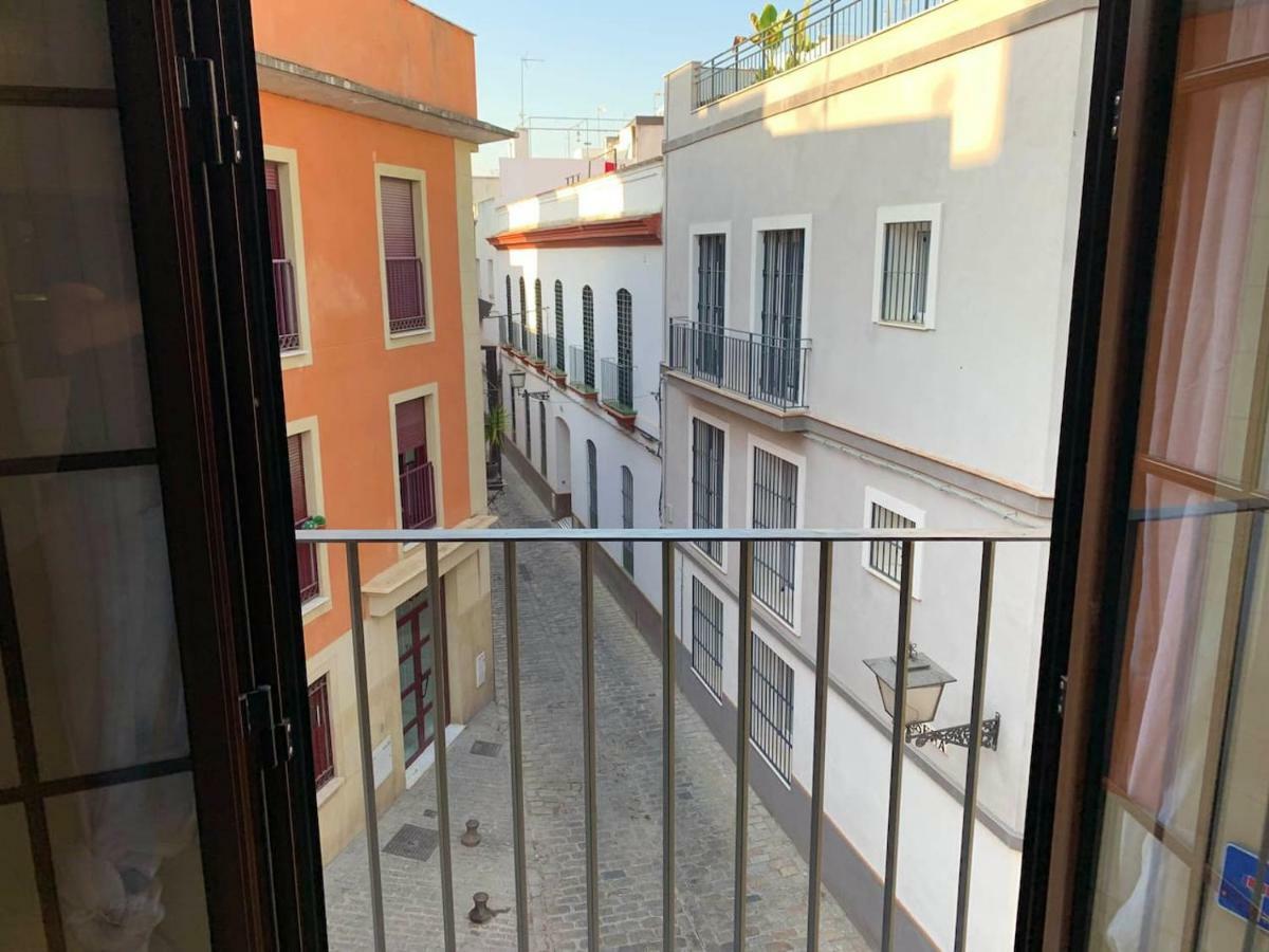 Luz Y Tranquilidad En El Casco Historico - Parking Gratis Apartman Sevilla Kültér fotó